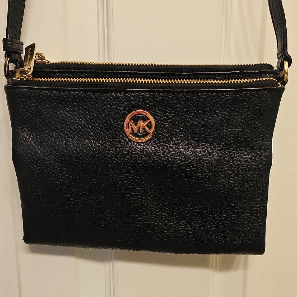 Michael Kors Black Leather Crossbody with Gold Logo - Picture 2 of 12